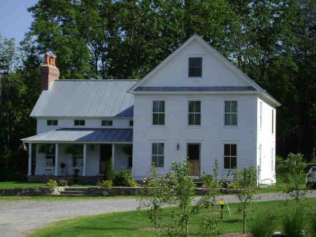 Building photograph for 98 TODD HILL RD